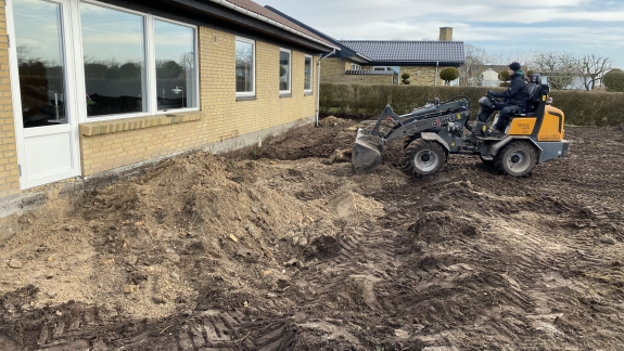 klargøring til flisebelægning terrasse